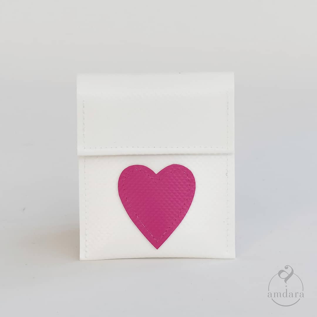 Wattenstäbchen, Tampons, Pflaster Täschchen