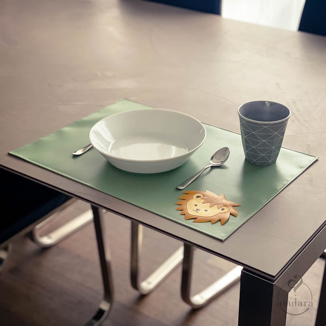 Tischset für Kinder aus Blache, personalisierbar