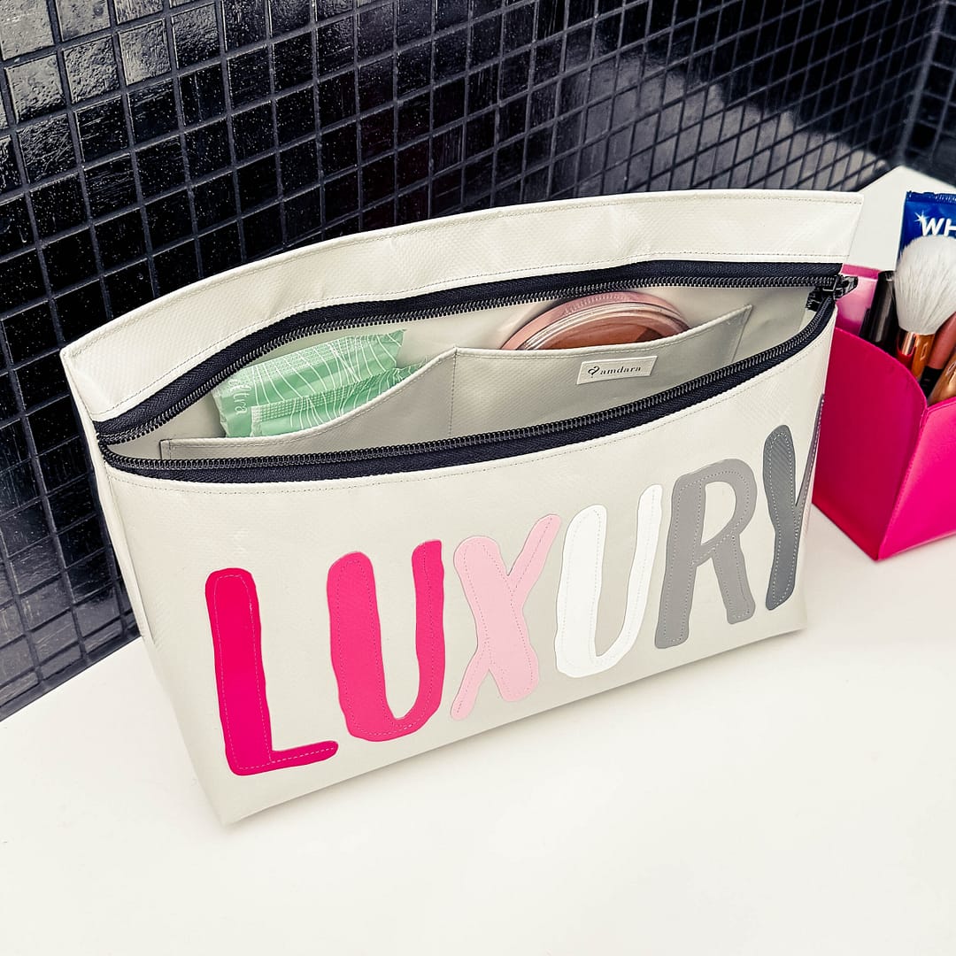 Necessaire, Kulturbeutel, Kosmetiktasche gross, auswaschbar, aus Blache