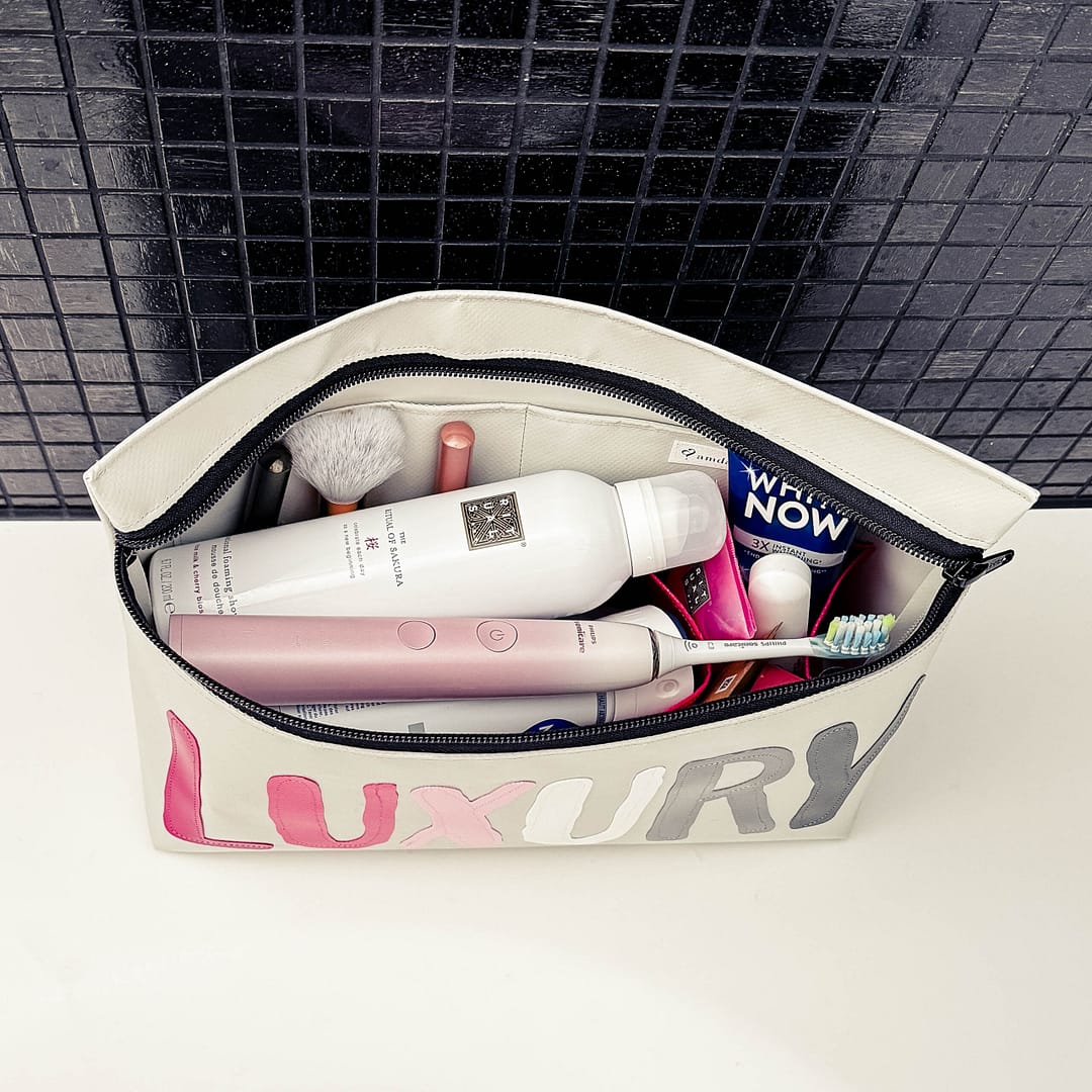 Necessaire, Kulturbeutel, Kosmetiktasche gross, auswaschbar, aus Blache