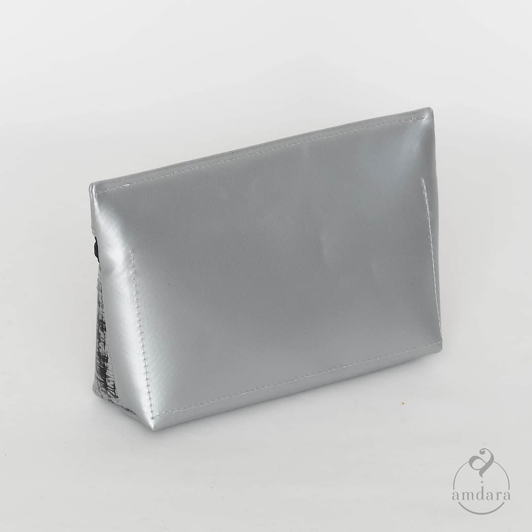 Mini Necessaire, Kosmetiktasche, Krimskrams Täschchen, Hygiene Täschchen, auswaschbar, aus Blache