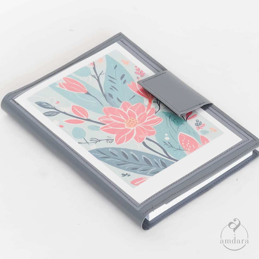 Schreibmappe, Notizblock A6 aus Blache, mit Fach für Postkarte 7Foto