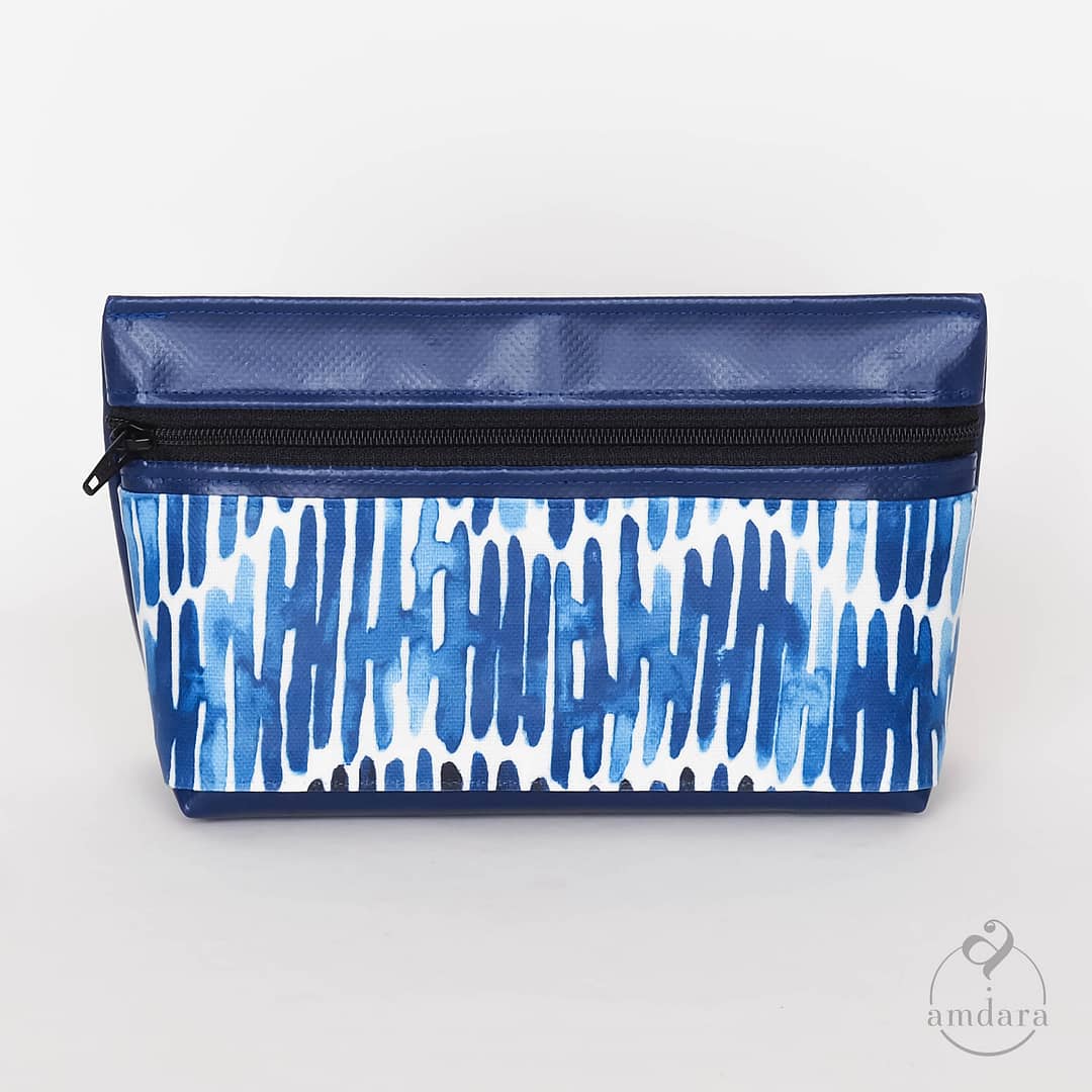 Necessaire, Kulturbeutel, Kosmetiktasche, Krimskrams Täschchen, Nagellacktasche, auswaschbar, aus Blache