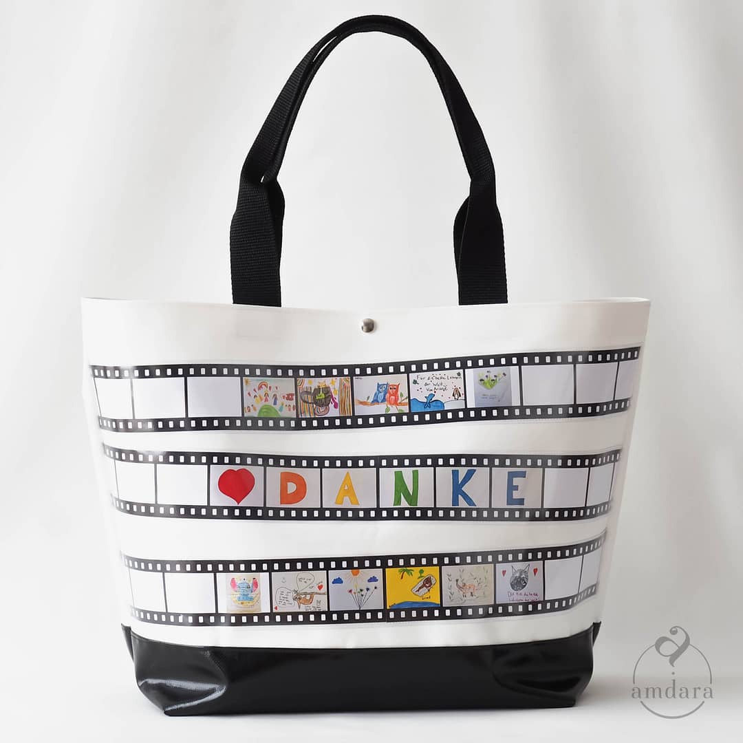 Shopper Tasche, XL Tasche, Einkaufstasche aus Blache, Abschiedsgeschenk für Lehrperson, Kindergarten, Hochzeitsgeschenk, Kinderzeichnungen