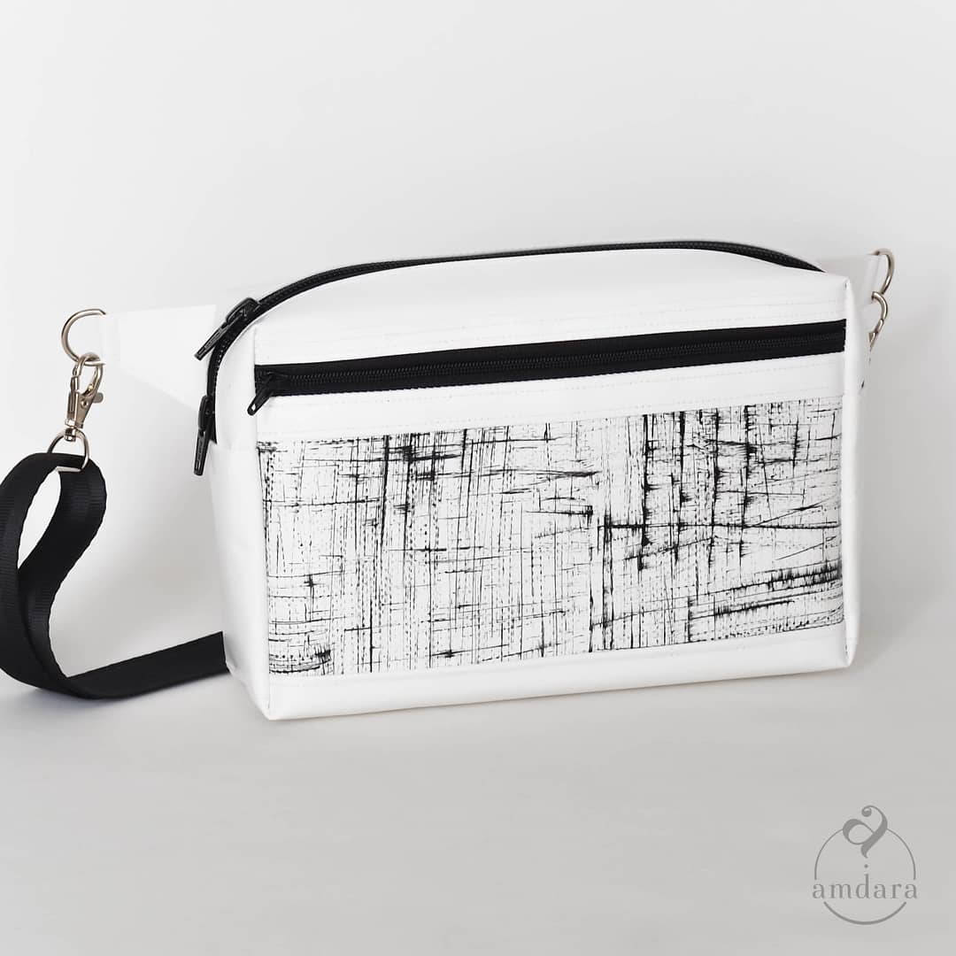 Grosse Bauchtasche, Crossbodytasche aus Blache