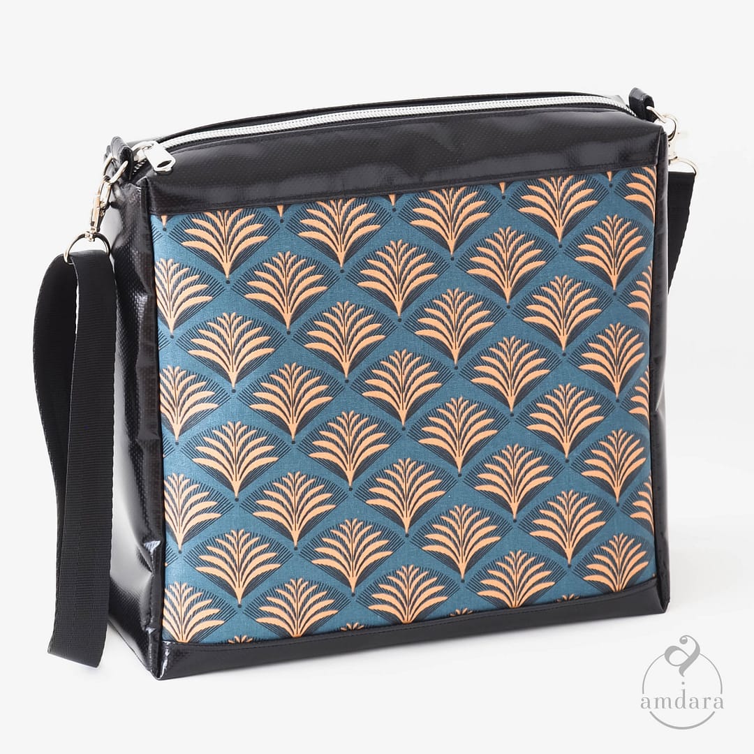 Mittelgrosse Handtasche, Umhängetasche, Crossbodybag, Schultertasche aus Blache