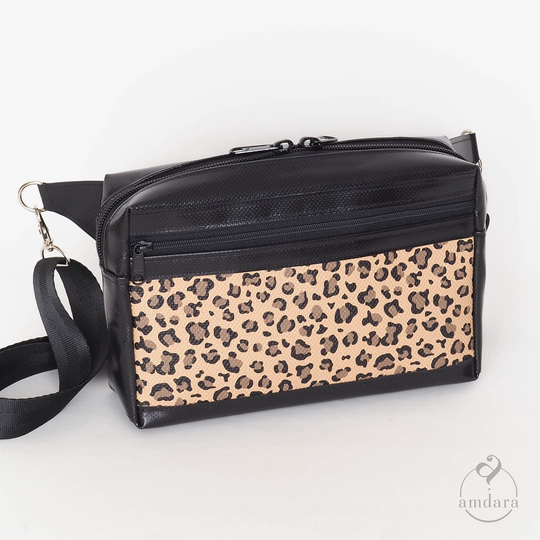 Grosse Bauchtasche, Crossbodytasche aus Blache