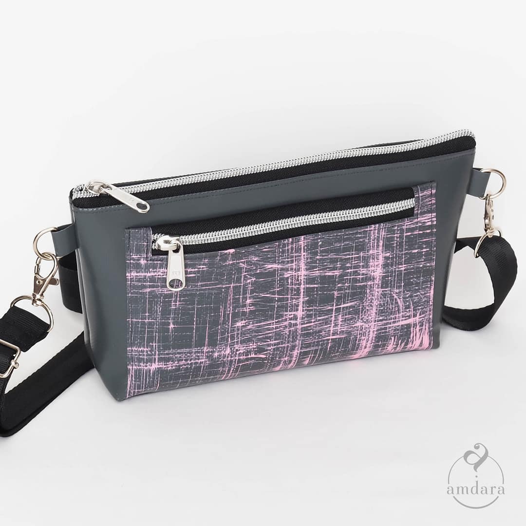 Crossbodybag Samia, kleine Umhängetasche aus Blache, handmade by amdara