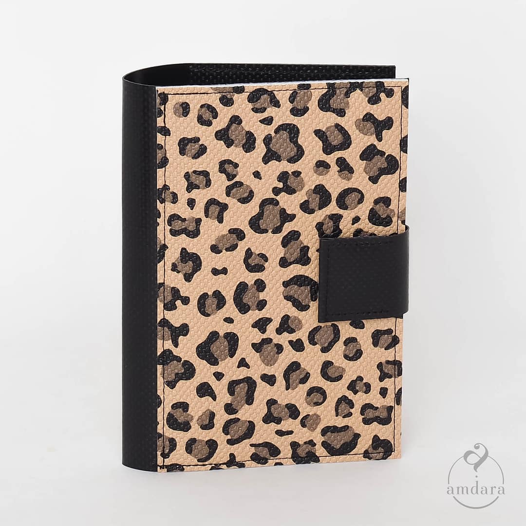 Passhülle, Passetui, Schutzhülle für den Pass aus Blache