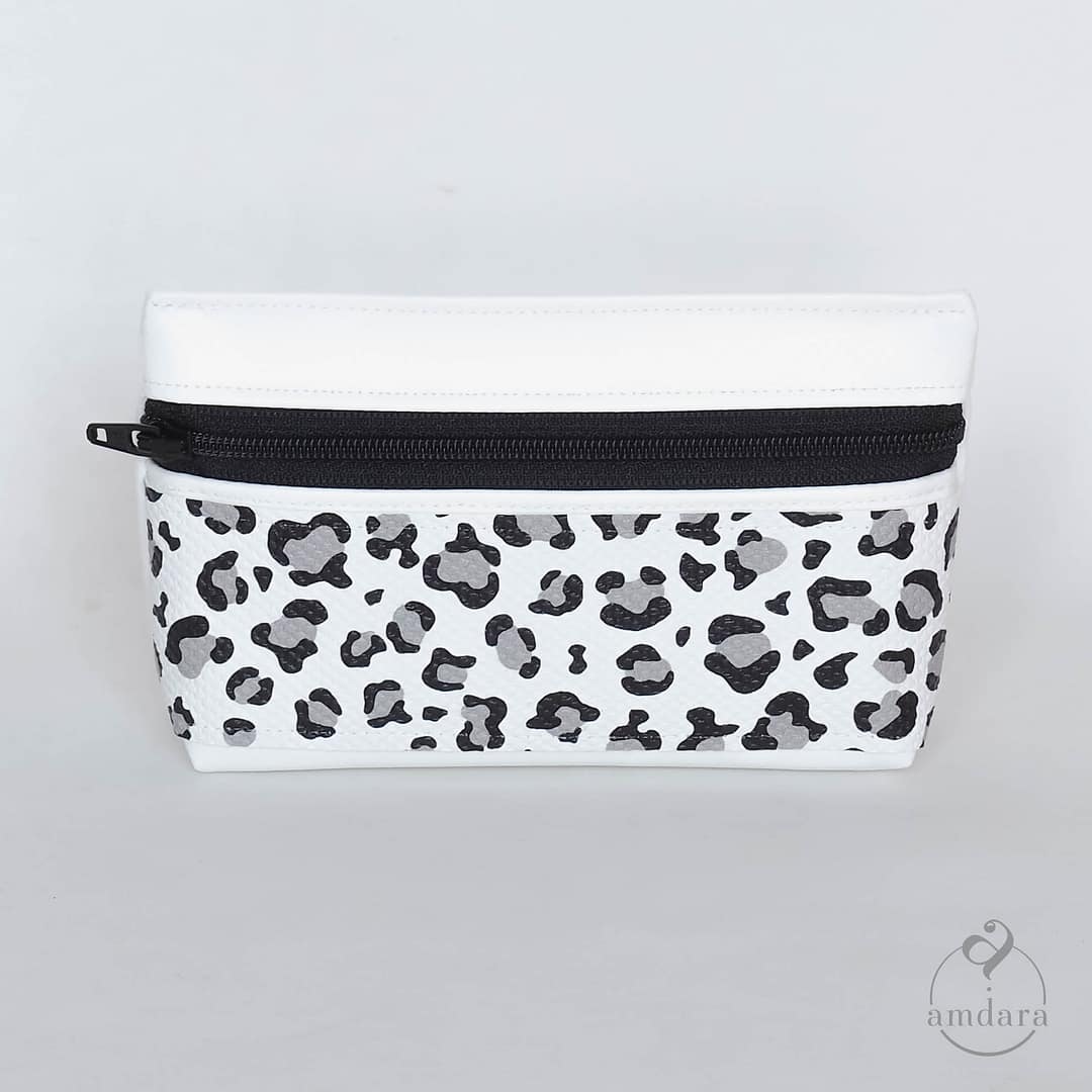 Mini Necessaire, Kosmetiktasche, Krimskrams Täschchen, Hygiene Täschchen, auswaschbar, aus Blache