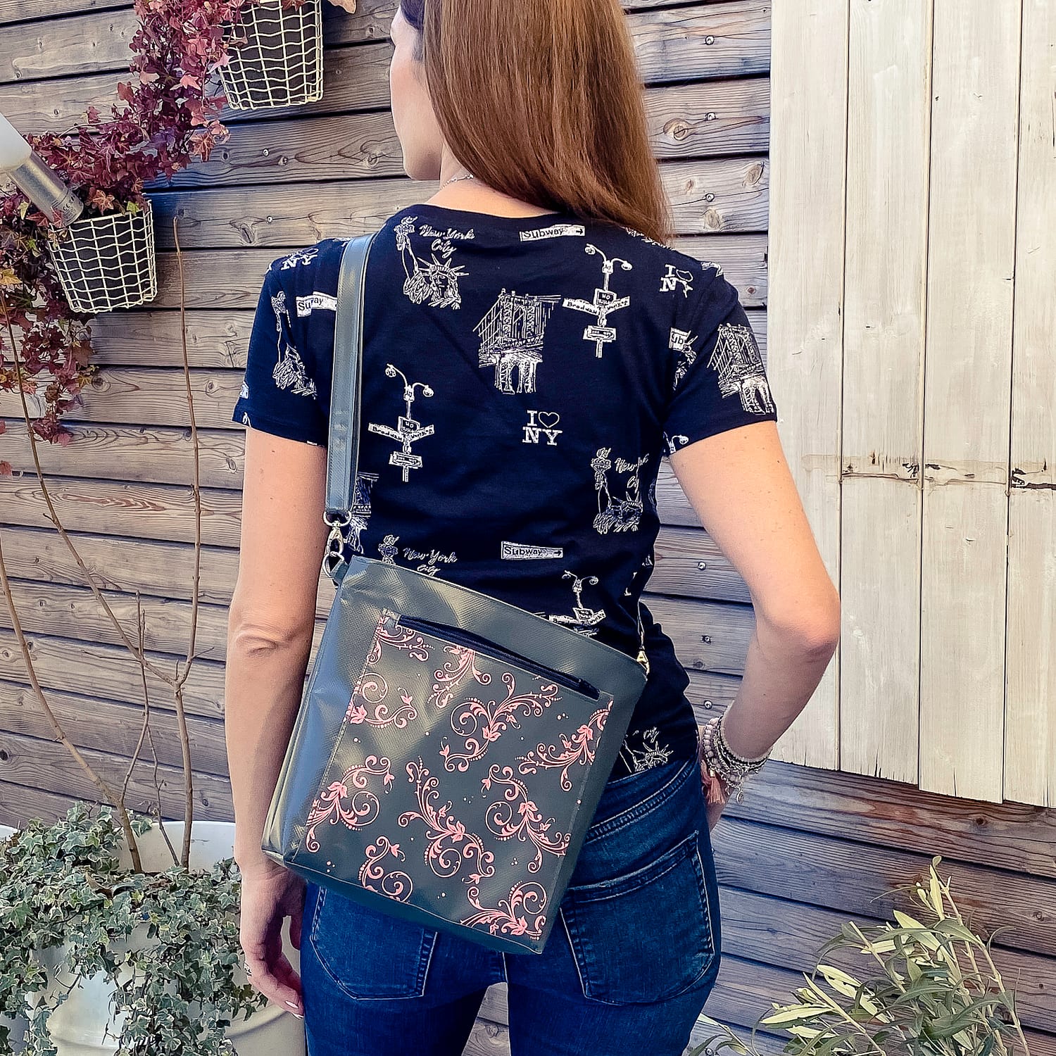 Tasche, Umhängetasche mittel aus Blache