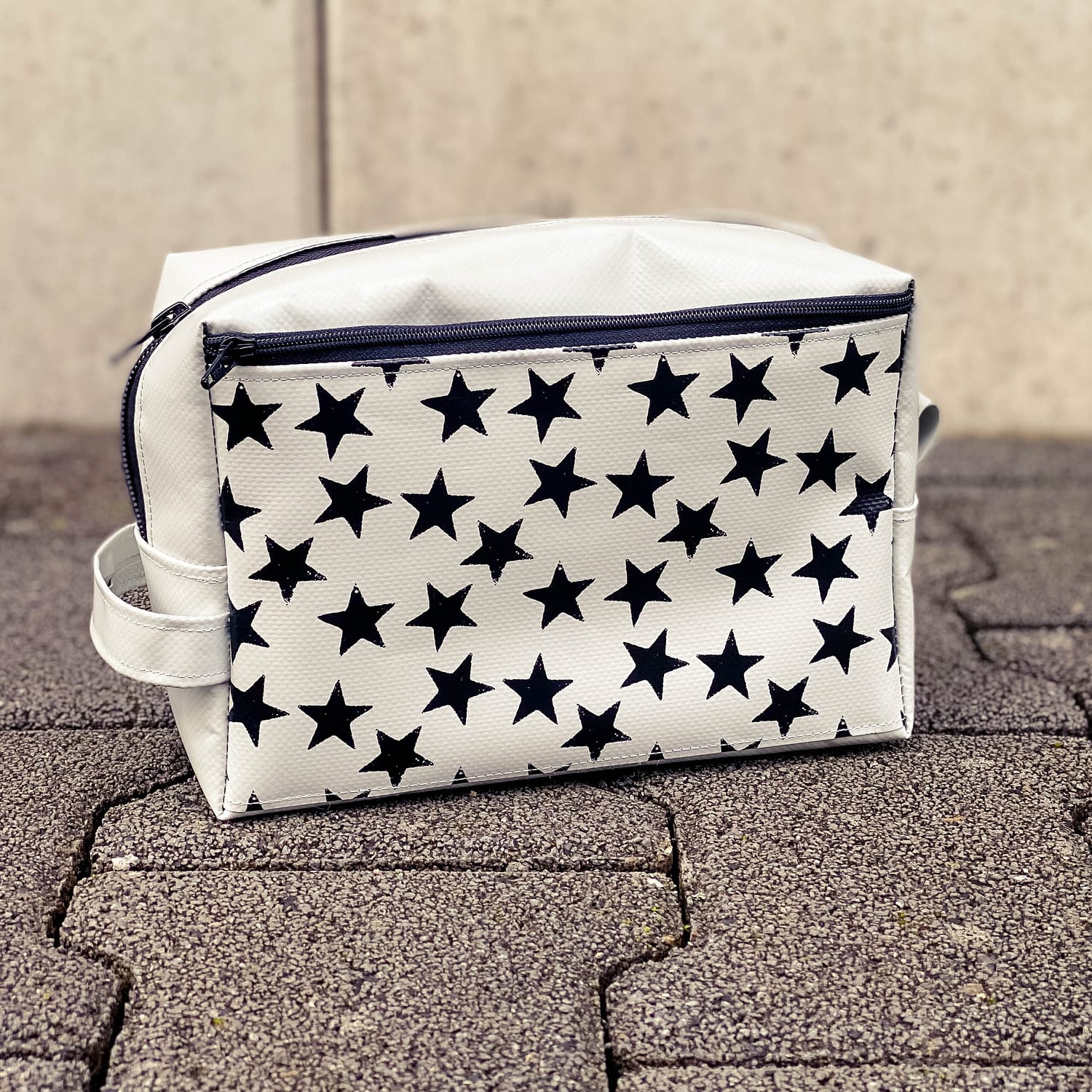 Grosses Necessaire, Reisenecessaire aus Blache